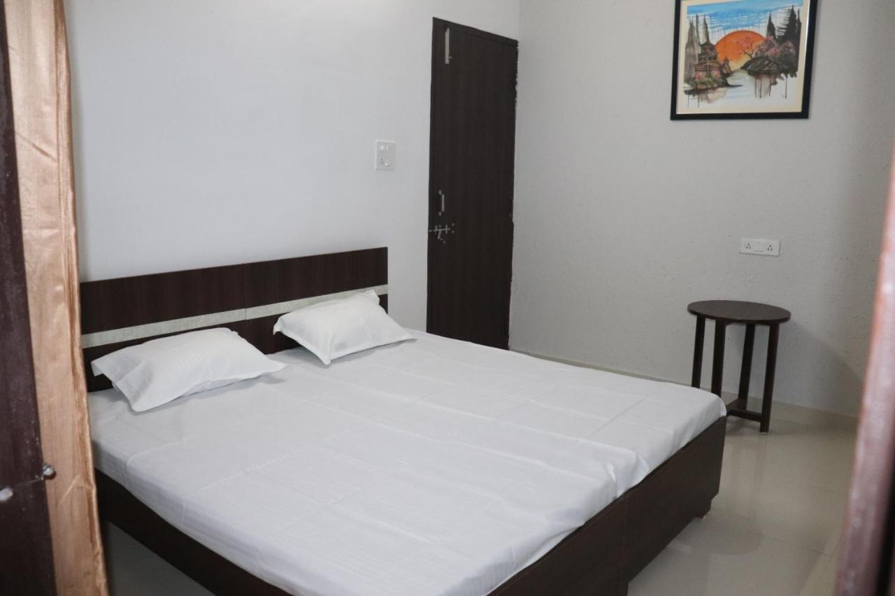 Aashiyana Home Stay Bhopal Zewnętrze zdjęcie